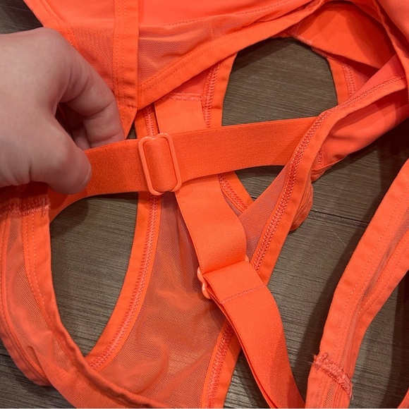 BREAKTHRU HIGH-IMPACT SPORTS BRA - Picture 11 of 11